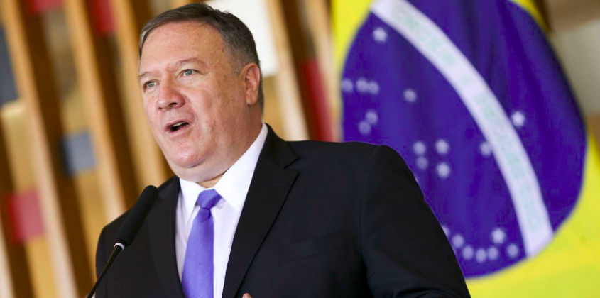 Na Colômbia, Mike Pompeo elogia combate ao narcotráfico 