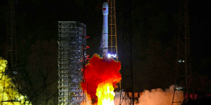 Sonda chinesa Chang'e-4 faz pouso suave no lado escuro da Lua 