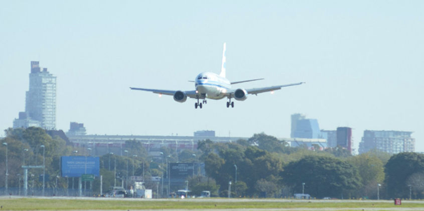 Creció el número de arribos de turistas extranjeros vía aérea